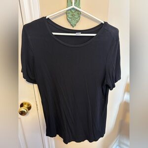 Old Navy Black Short Sleeve Scoop Neck Tee